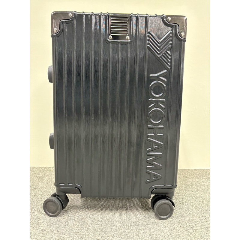 這裡呦（新）登機箱鐵灰20吋行李箱 YOKOHAMA限定版 靜音輪 登機箱