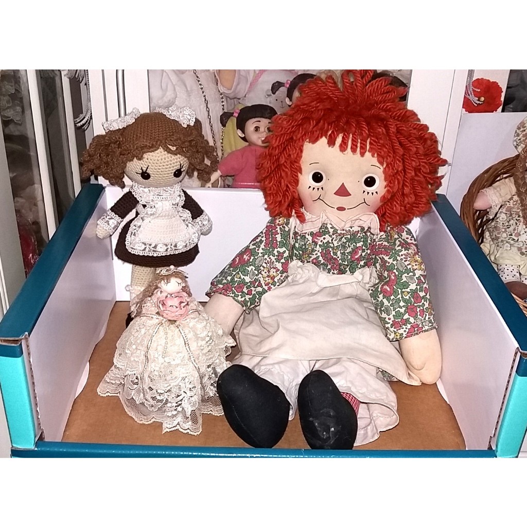 二手 安娜貝爾 Raggedy Ann布偶娃娃 + 毛線娃娃 + 蕾絲娃娃音樂鈴 3款一起賣