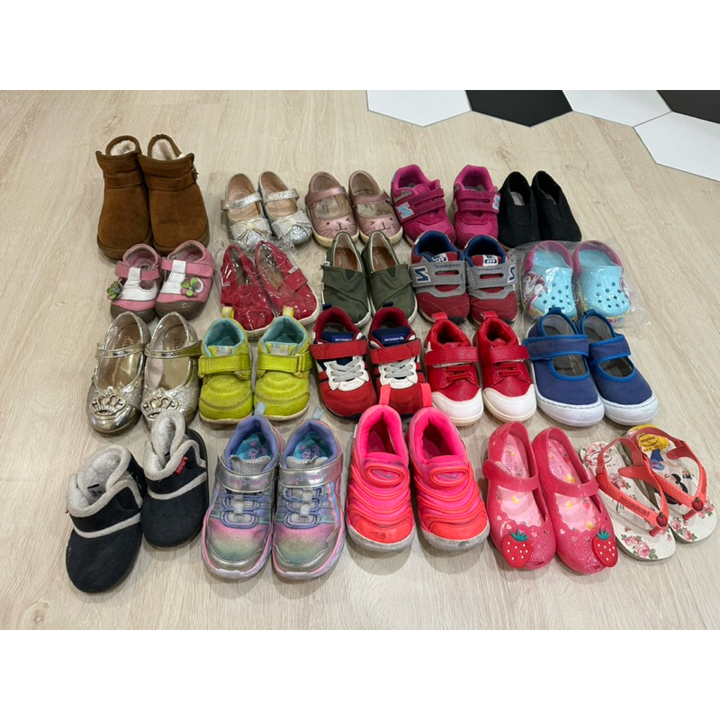 [二手]女寶13~15cm童鞋24雙綜合包 (SKECHERS、Nike、Crocs、NB、Moonstar、Toms)