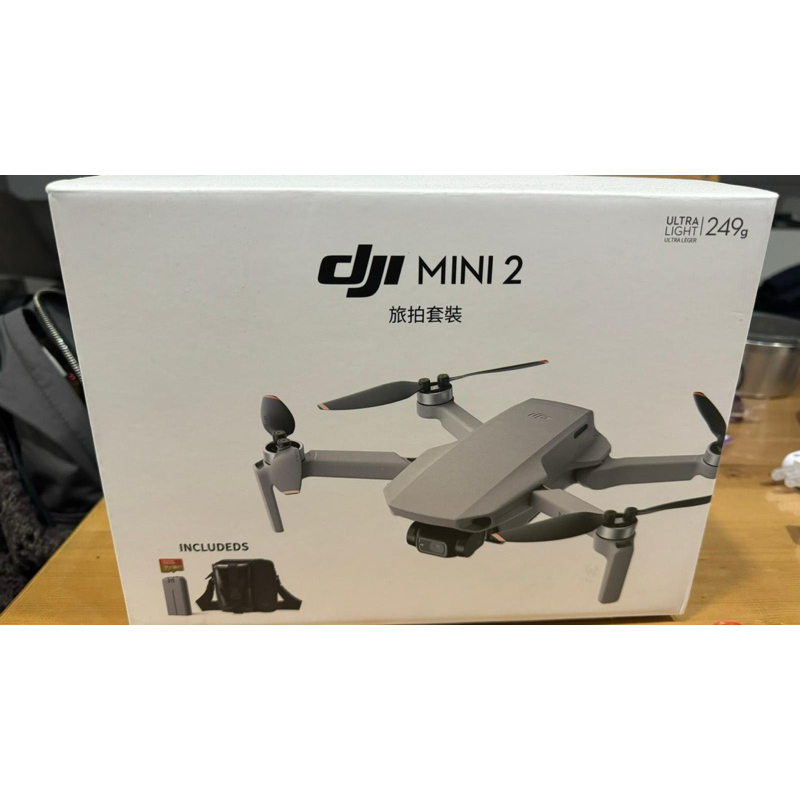 先詢問現貨 空拍機 DJI mini 2 少飛 含電池的電器