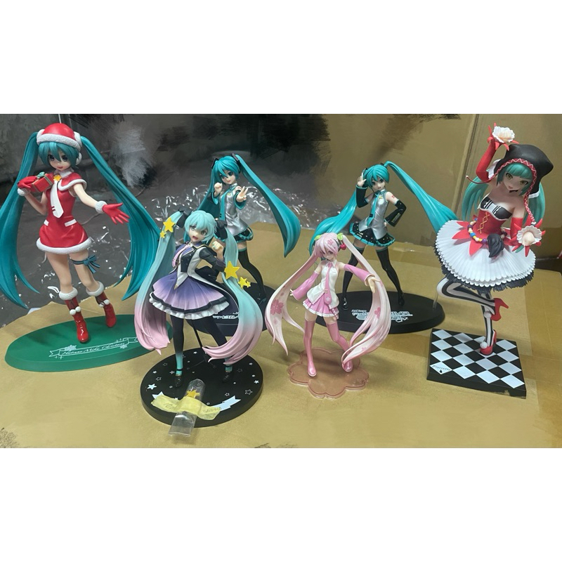 （日版 拆擺）初音未來 Project DIVA 分售 10週年 櫻初音Figure JAPAN附錄 聖誕初音 法國小丑