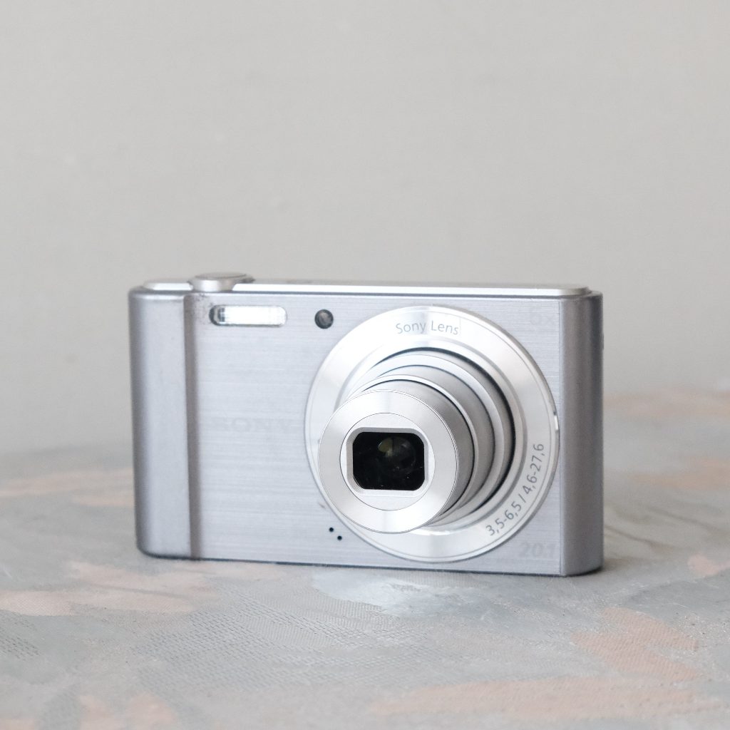 Sony Cyber-shot DSC-W810 早期 CCD 數位相機 (廣角 2000萬畫素)