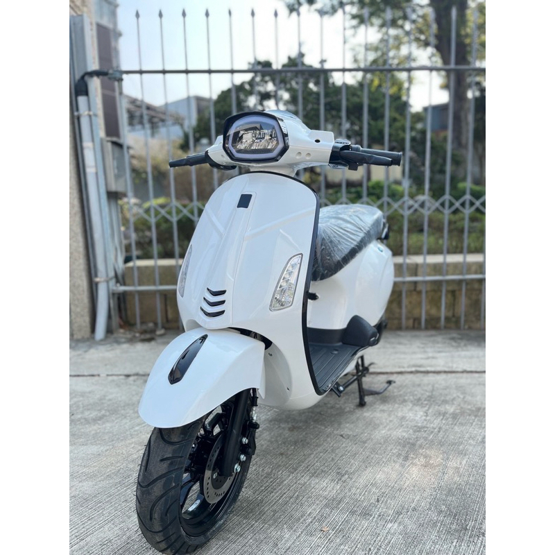 電火電動車 電火科技 spark 大偉士電動車  #微型二輪電動車 #Vespa #電動車 #超威電池