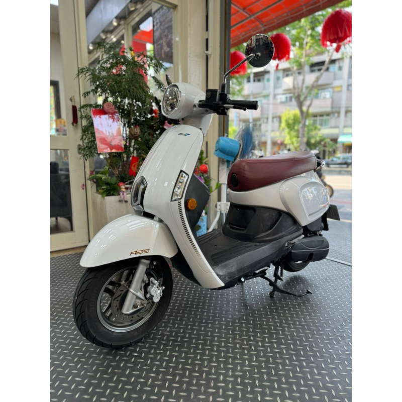 《台中溙成二手機車》 KYMCO NEW MANY 125 可分期 最低2000元即可交車 請勿直接下單 請使用私訊