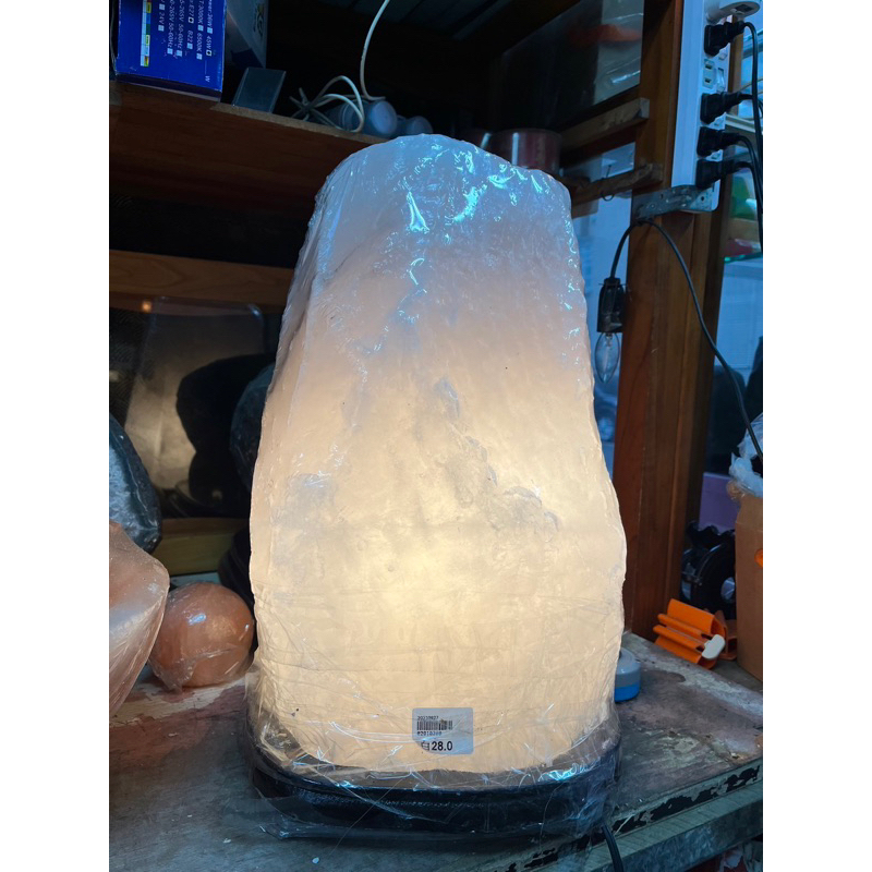 特選喜馬拉雅山《稀有白玉鹽燈》28公斤高40公分