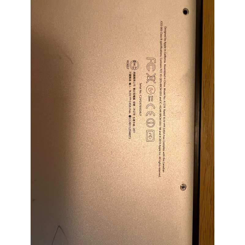二手蘋果筆電 APPLE  MacBook Pro A1278(電池全新）