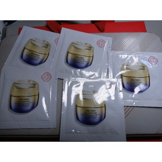 資生堂激抗痕亮採緊緻霜輕盈版1.5ml