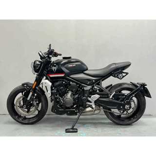 Trident660黑色側包 適用於 Triumph trident 660改裝馬鞍包支架組 Trident660 腳