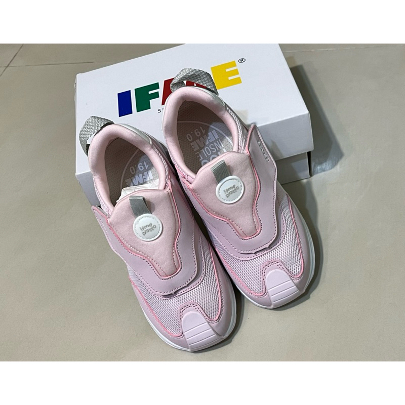 [全新］日本帶回 IFME 粉紅色 9公分 中童 兒童 慢跑鞋 運動鞋 休閒鞋 機能鞋 輕量透氣