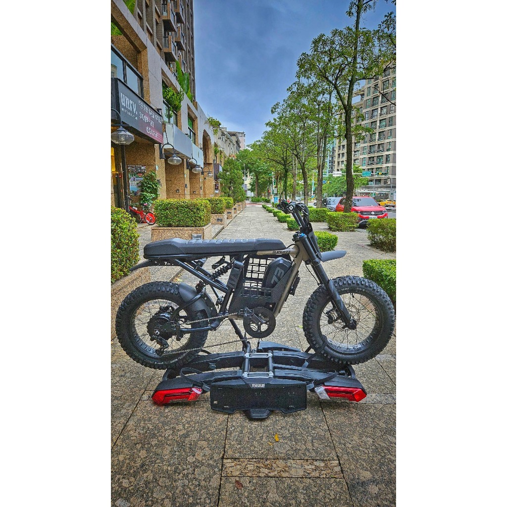 【UNRV綠大露營】THULE Epos 2台份 TESLA MODELY 拖車球式單車架 單車架 車頂箱 露營 單車