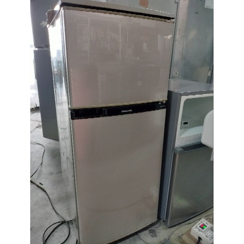 台中市南區德富二手家電--國際130公升雙門小冰箱（一級節能）--5500元