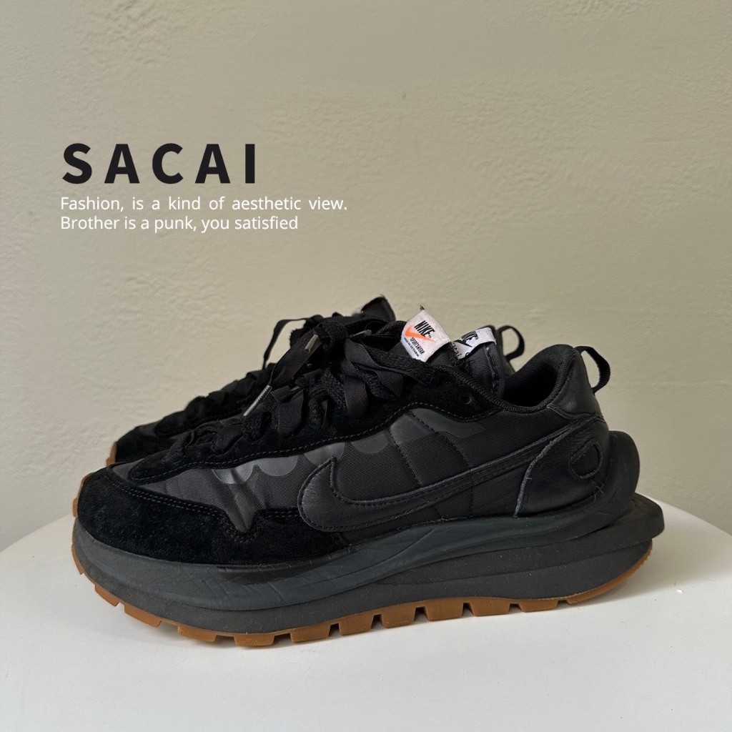 [二手] SACAI X NIKE VAPORWAFFLE 黑魂 生膠底 US8 DD1875-001 裸鞋