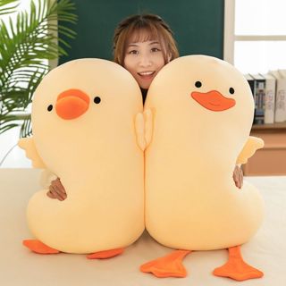 【臺灣出貨】超萌可愛鴨公仔毛絨玩具 加油鴨娃娃 抱枕女生睡覺夾腿 大學生宿舍靠枕床頭床上陪睡抱兒童生日禮物 可愛沙發靠枕