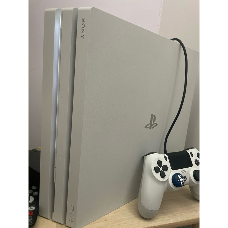 Play station 4 PS4 主機 二手 白色