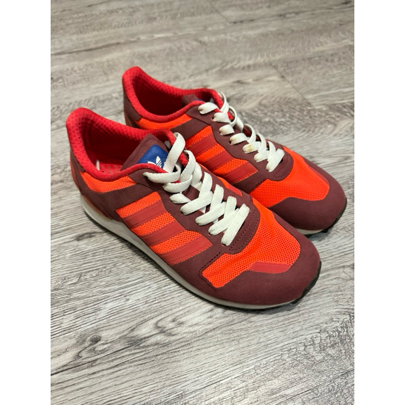 二手ADIDAS ZX700紅