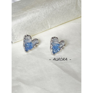 《Aurora》 925銀耳針 藍色漸變海洋愛心耳環 不掉色