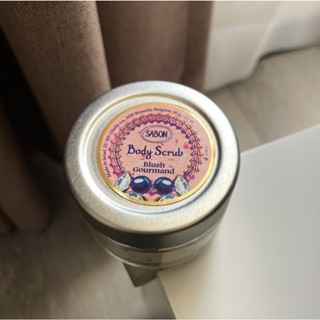 全新現貨｜SABON 幸福饗宴 Blush Gourmand 磨砂膏60g (玫瑰 奶油杏仁堅果) 旅行組