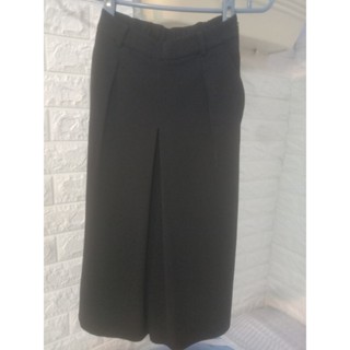 114/5/14降價)【中古 二手褲】uniqlo 寬褲 雪紡 黑色 七分 時尚款 基本款 OL風 休閒風 平價 百搭