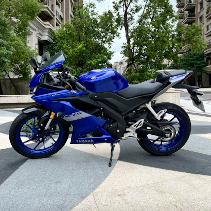 R15 V3 倒叉/二手擋車/山葉（YAMAHA）/二手輕擋車/擋車/可分期/0元交車隔月繳款/免保人/視訊看車