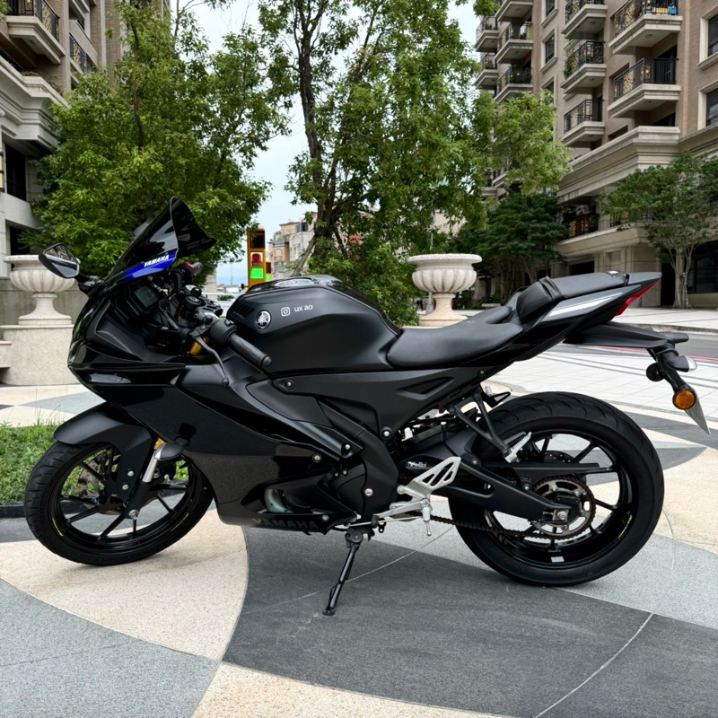 R15 V4/二手擋車/山葉（YAMAHA）/二手輕擋車/擋車/可分期/0元交車隔月繳款/免保人/視訊看車