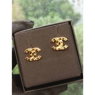 CHANEL 復古刻字金色CC耳環 $2xxxx 現貨在臺