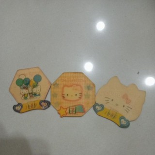 Hello kitty 紀念磁鐵7-11