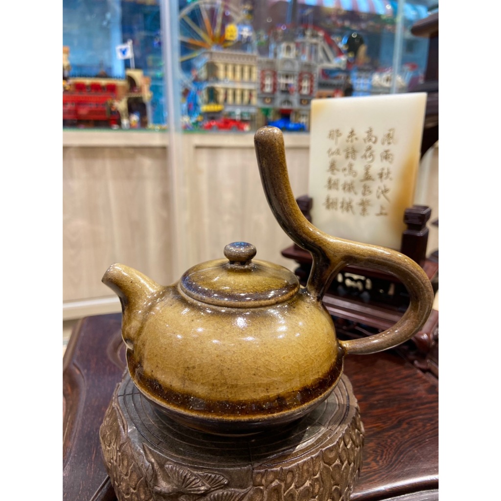 【台灣作家 柴燒壺】瑪莎露  賴秀蓁 手拉胚 天然落灰 無上釉 藍光飛天把琥珀蜜蠟  柴燒精品壺