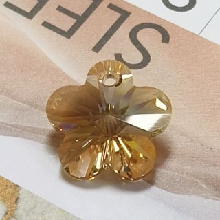 花型琥珀水晶墜飾 施華洛世奇水晶 18mm 水晶珠 串珠材料 首飾 吊墜 耳環 項鍊 手鍊 DIY手作素材 配件 珠簾