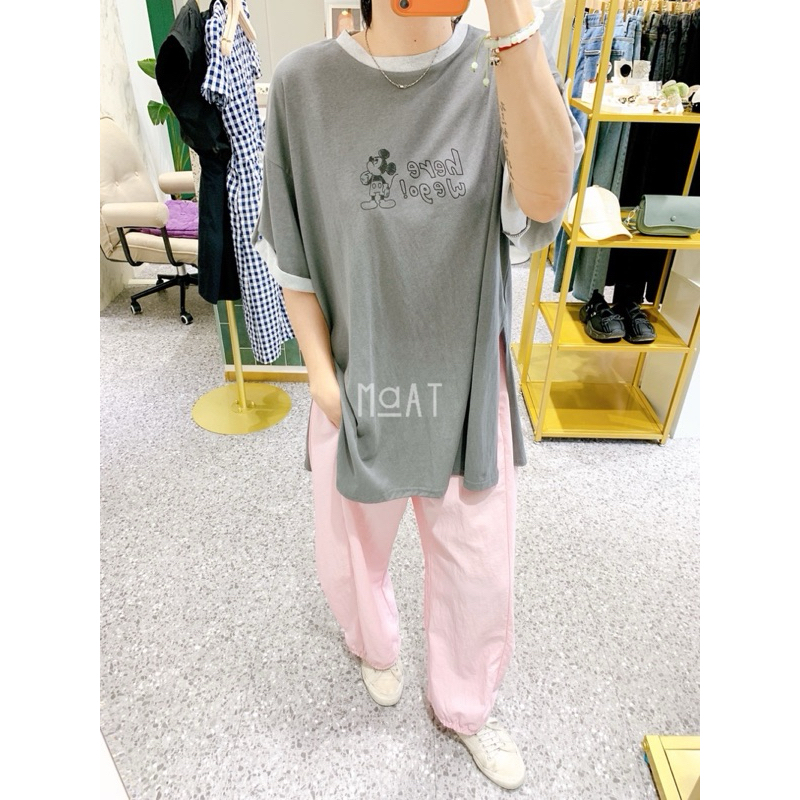 <MaAT>正韓現貨 48030124 捲袖側開岔米奇長版T 短袖 五分袖 側開衩 開衩T 長版上衣 韓國女裝
