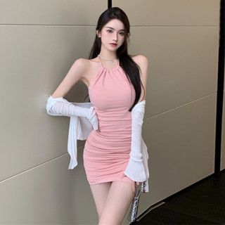 現貨在臺 夜店禮服 掛脖包臀裙 低胸洋裝 低胸緊身包臀裙 包臀裙 連衣裙 夜店女裝 性感洋裝 主持禮服 主播禮服