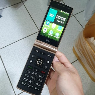 出清經典收藏 LG Wine Smart D486 黑色 大螢幕 觸控翻蓋手機 安卓長輩機 台版 功能正常