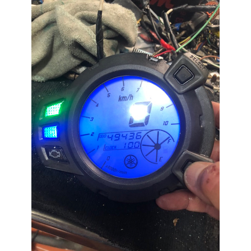 桃園中古機車儀錶，(12pin可以交換舊品）賣照片裡山葉，大B,BWS噴射液晶儀表板總成，