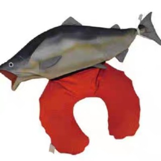 午安枕 全新造型 鯊魚 鮭魚