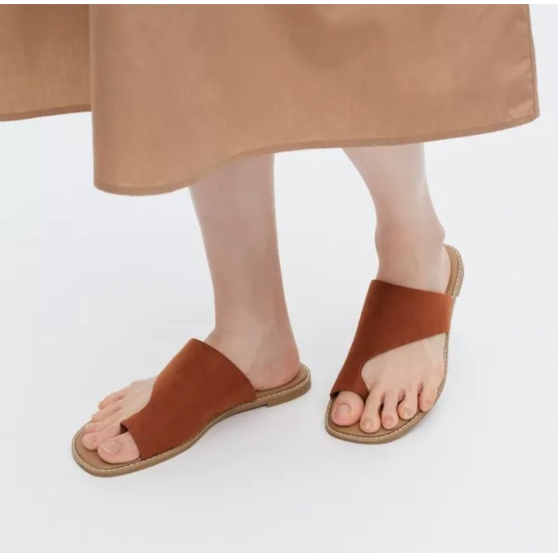 《全新》 Uniqlo麂皮拖鞋 S (23cm)