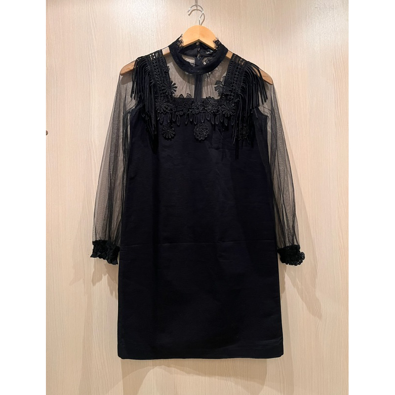 le polka 黑色雪紡袖上衣 （ 專櫃 百貨公司 品牌 服飾 名牌 設計師 黑色 S 雪紡 透膚 長袖 洋裝 短洋裝