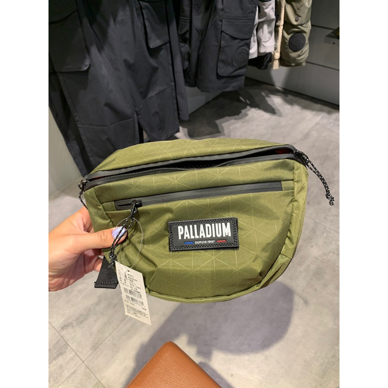 Palladium 側背腰包 全新防潑水🎉