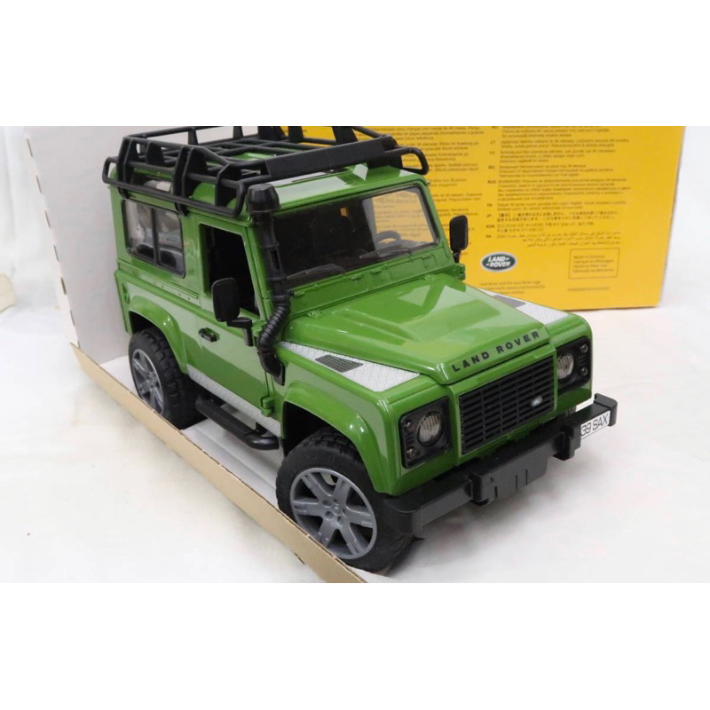 Bruder land rover defender 90 2590 綠色 收藏