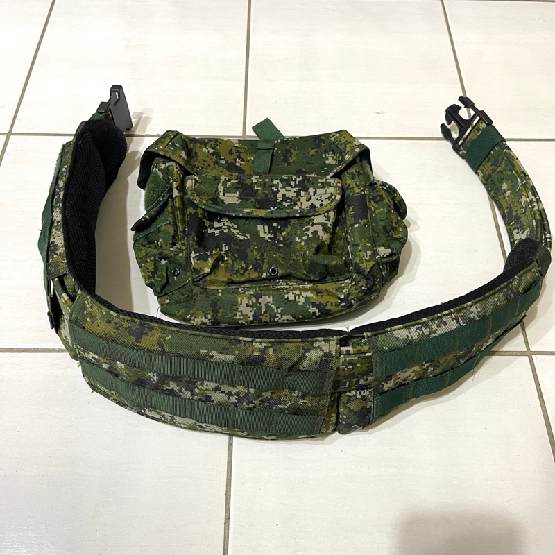 國軍 二手 陸軍數位迷彩戰術腰帶(XL) + 多功能收納臀包