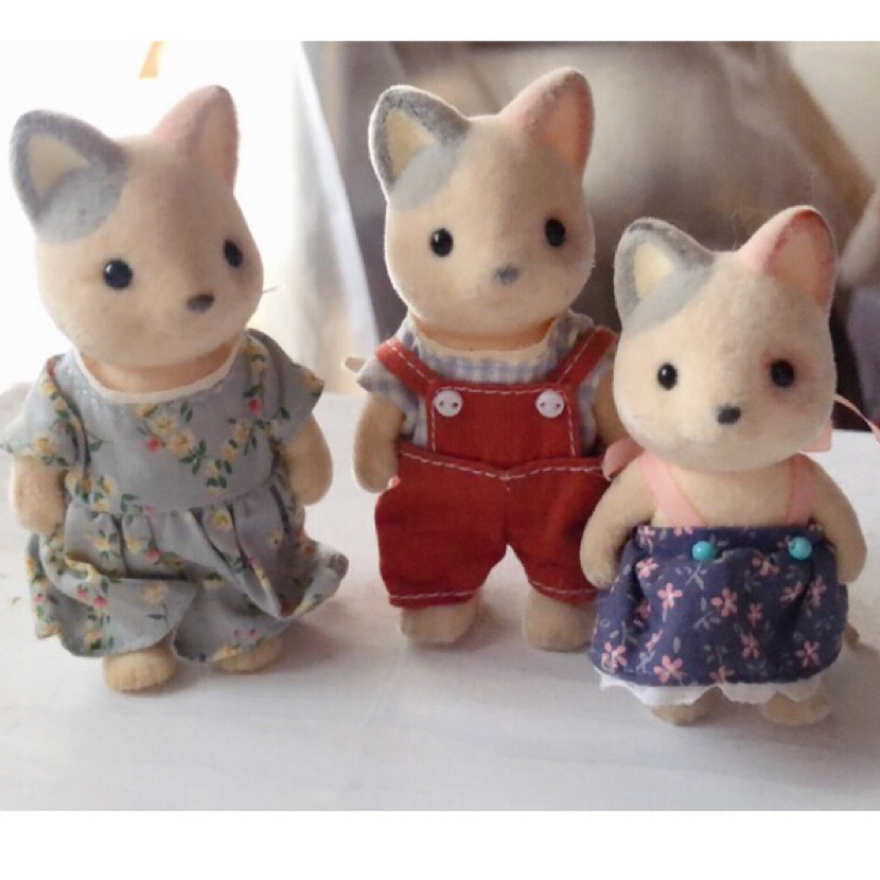 ✤鳩日堂 森林家族 早期絕版 三色貓 含衣服 狀態詳看介紹 爸爸 媽媽 姐姐 貓咪人偶 娃娃屋