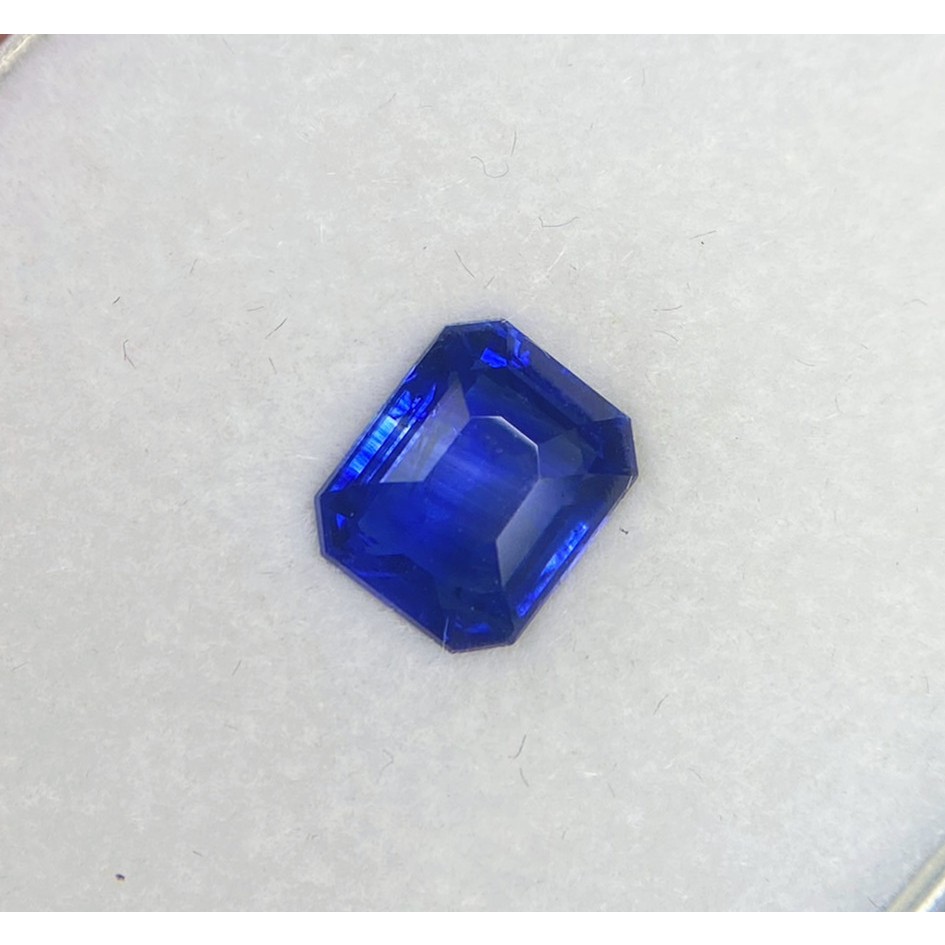 【台北周先生】天然藍寶石 3.06克拉 濃郁鮮豔 近皇家藍色 火光閃 八角切割