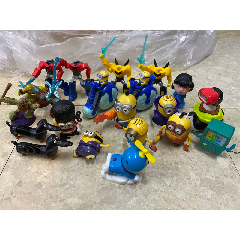 二手麥當勞玩具-變形金剛,忍者龜,小小兵,玩具總動員,馬達加斯加爆走企鵝,多拉a夢,探險活寶