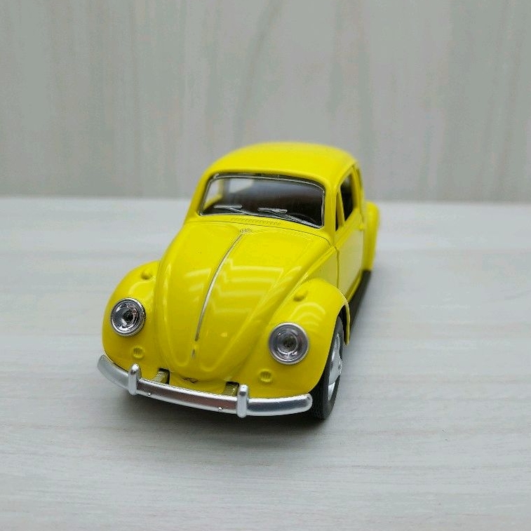 宅米吉 全新盒裝現貨~1:36~福斯 1967 復古金龜車 黃色 合金汽車模型 玩具 收藏 兒童 禮物 迴力車