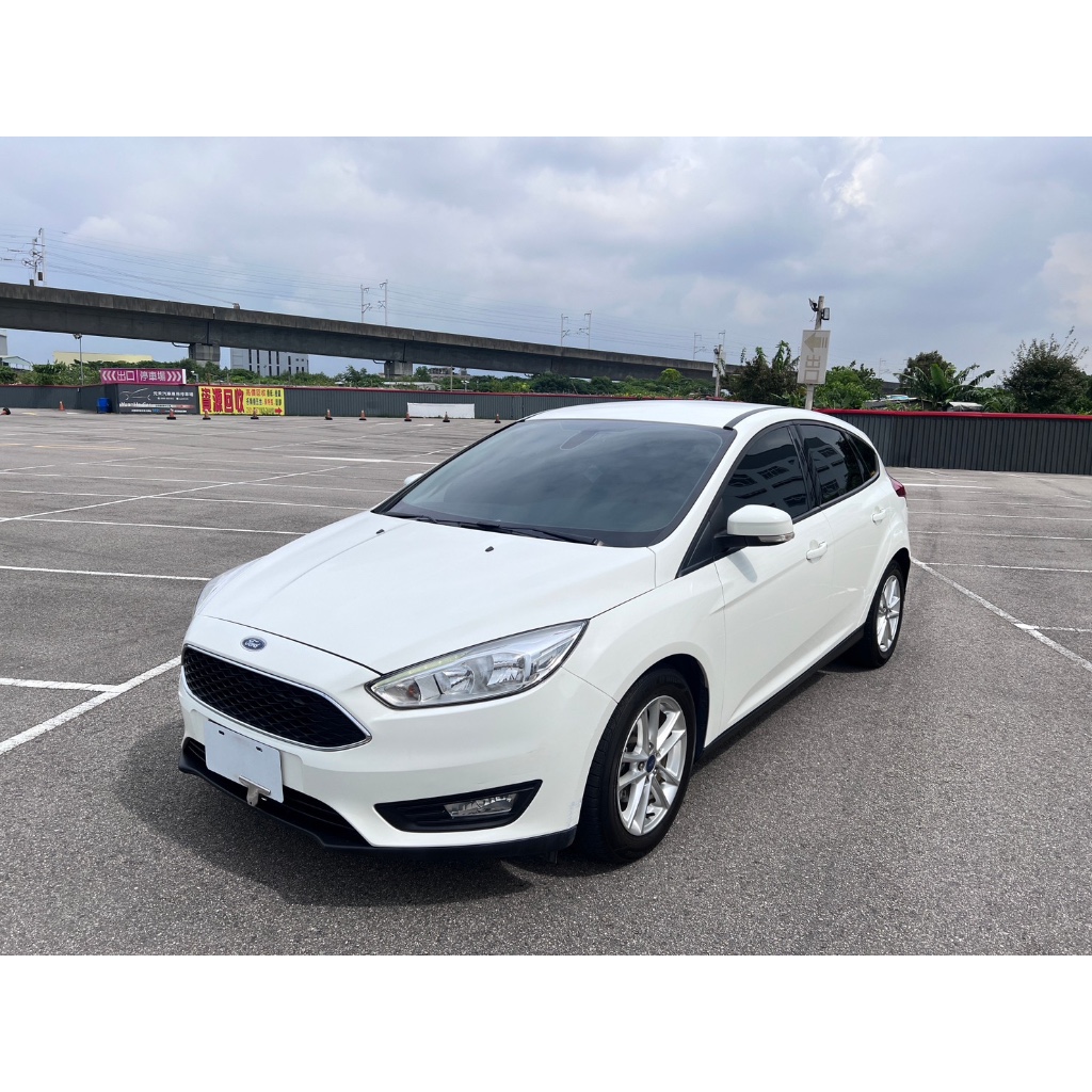 2017年出廠 Ford Focus 5D 1.6時尚經典型