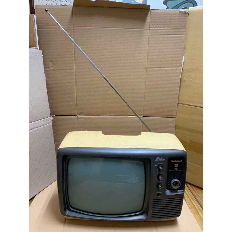桌上型（伸縮天線）懷舊電視