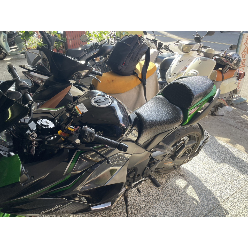 Kawasaki 忍1000- Ninja 1000SX (ZX1002-K) 客製化坐墊