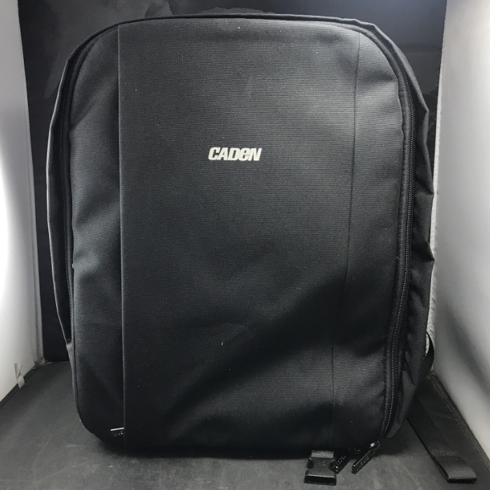 CADeN 卡登 Camera Backpack 專業 DSLR 相機 後背包 有 USB洞 【二手超新現貨】