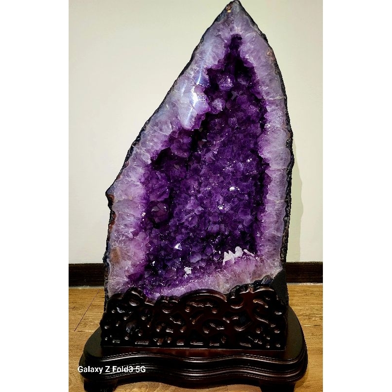 水晶洞、紫水晶、原石水晶，火金型晶洞，巴西晶洞 26kg左右