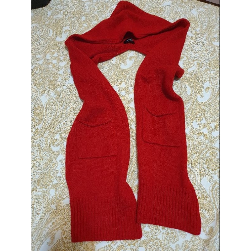 正紅色針織連帽造型圍巾