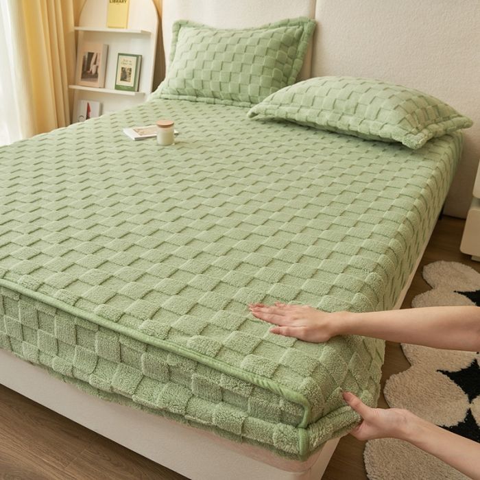 素色法蘭絨 床包三件組 枕套 單人床包 雙人床包 純色牛奶絨素色床包 床包 貝貝絨 全包圍單床罩 保暖床包 絨毛床包枕套