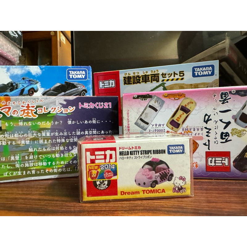 Tomica 多美 新車貼 Hello kitty stripe ribbon 凱蒂（盒損）